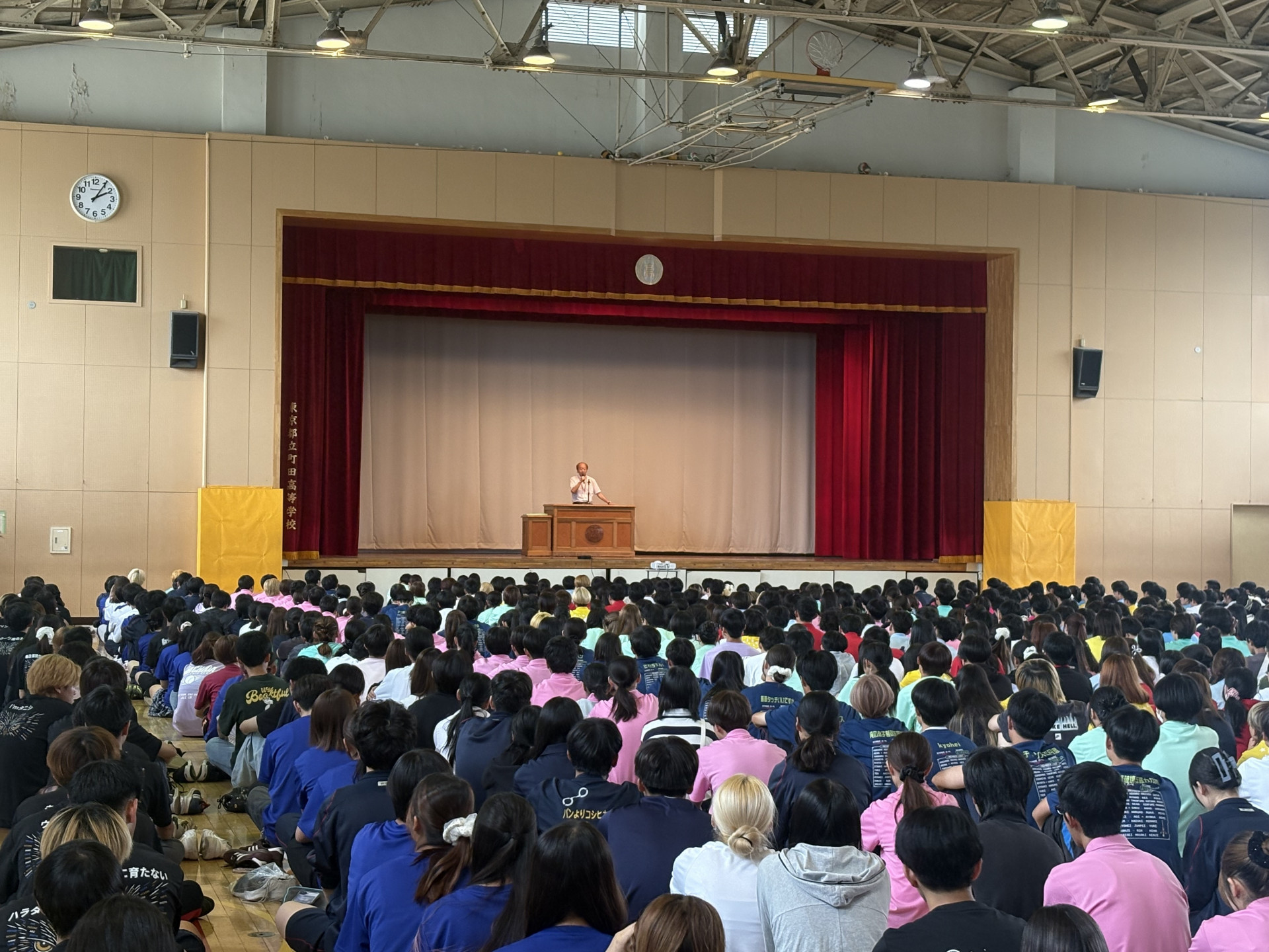 閉祭式　画像校長
